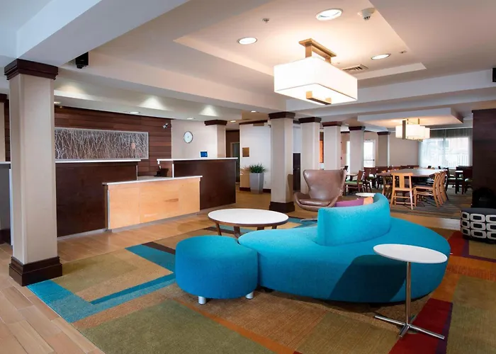 Fairfield Inn And Suites Charleston North/University Area